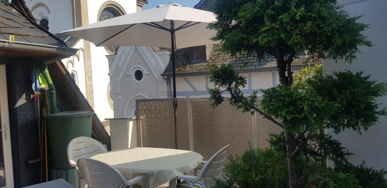 Penthouse Im Historischen Fachwerkhaus Mit Grosser Dachterrasse An Zentralster Lage Boppard Luaran gambar
