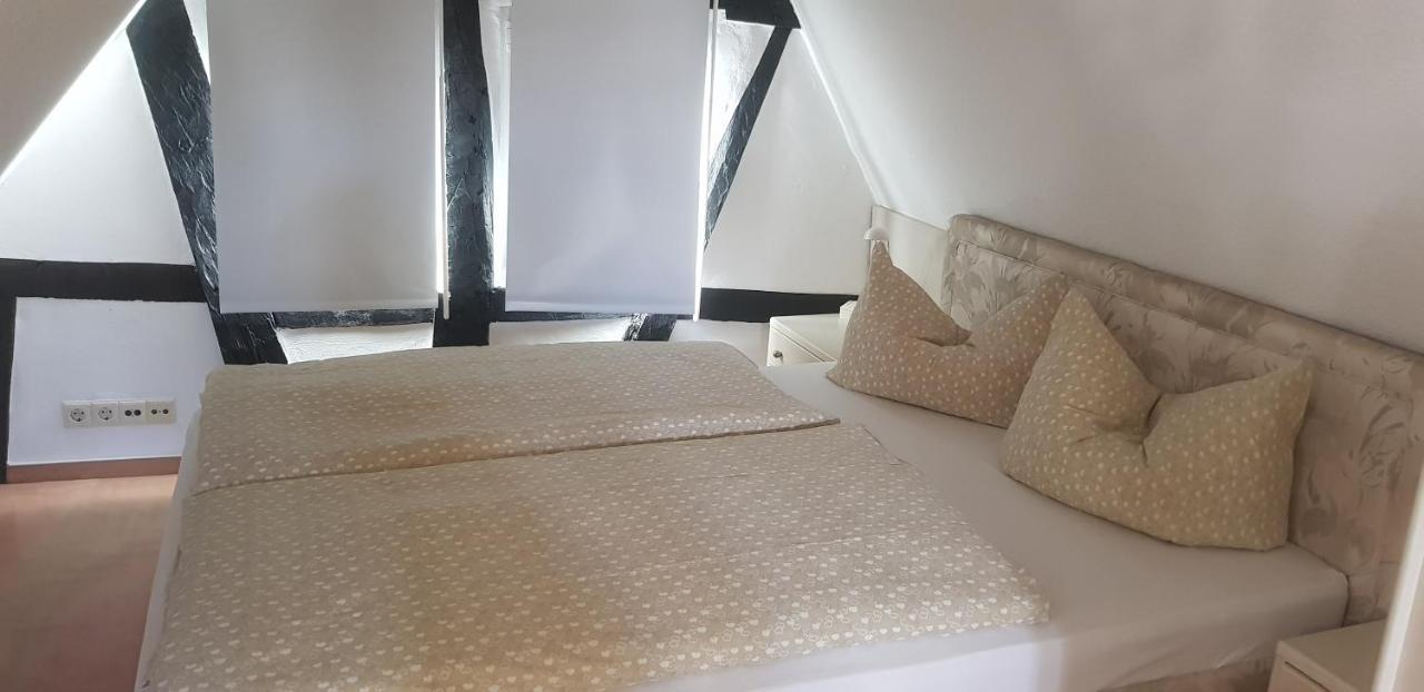 Penthouse Im Historischen Fachwerkhaus Mit Grosser Dachterrasse An Zentralster Lage Boppard Luaran gambar